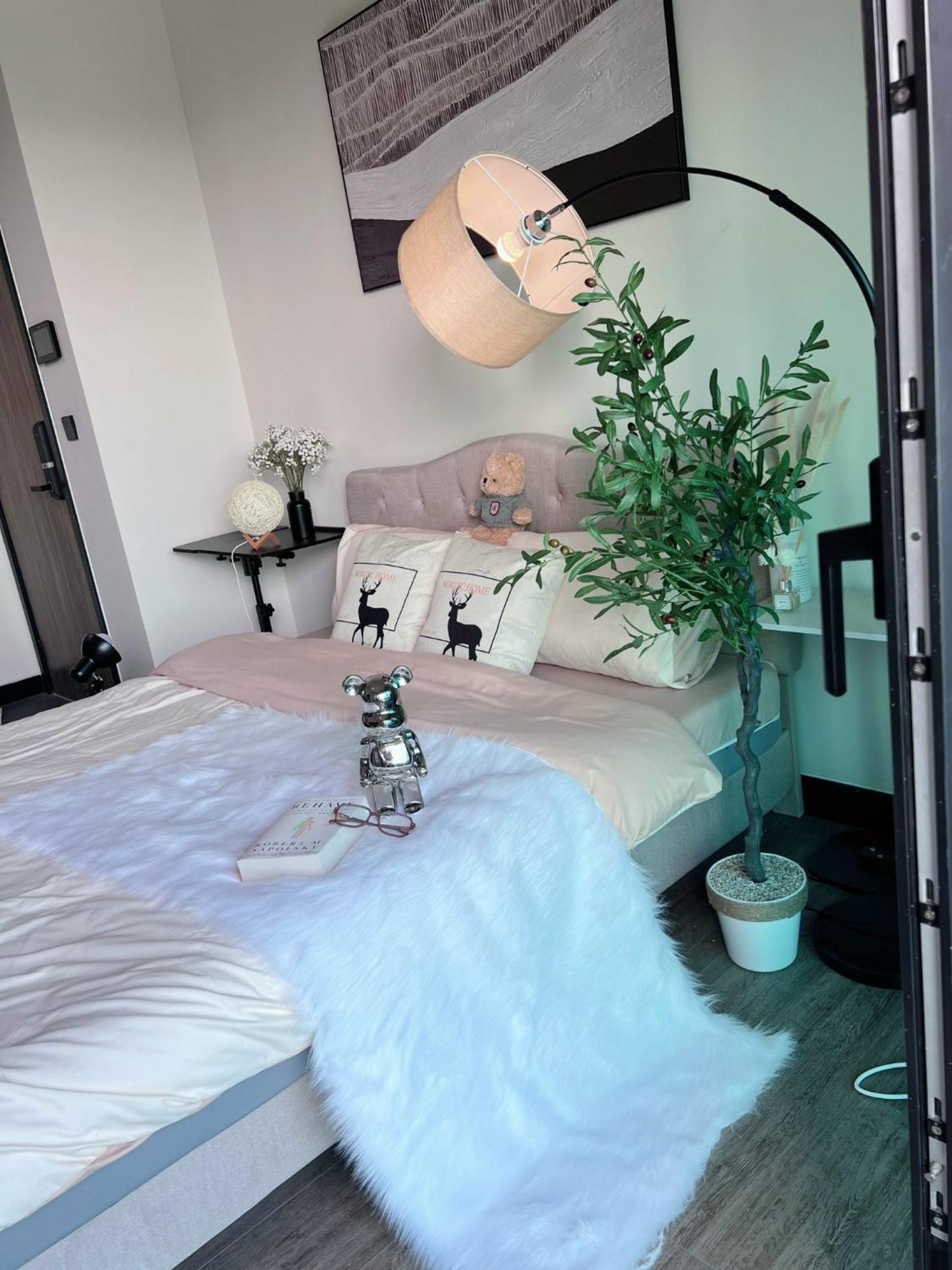 Căn hộ Luxury Delasol Studio- Free Infinity Pool- Near District 1- T-housing