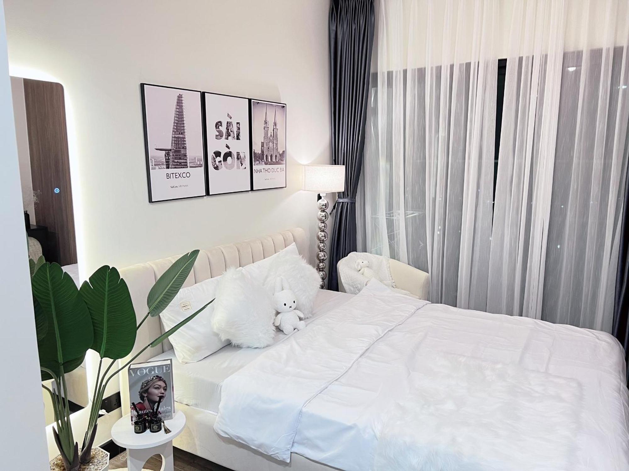 Luxury Delasol Studio- Free Infinity Pool- Near District 1- T-housing *