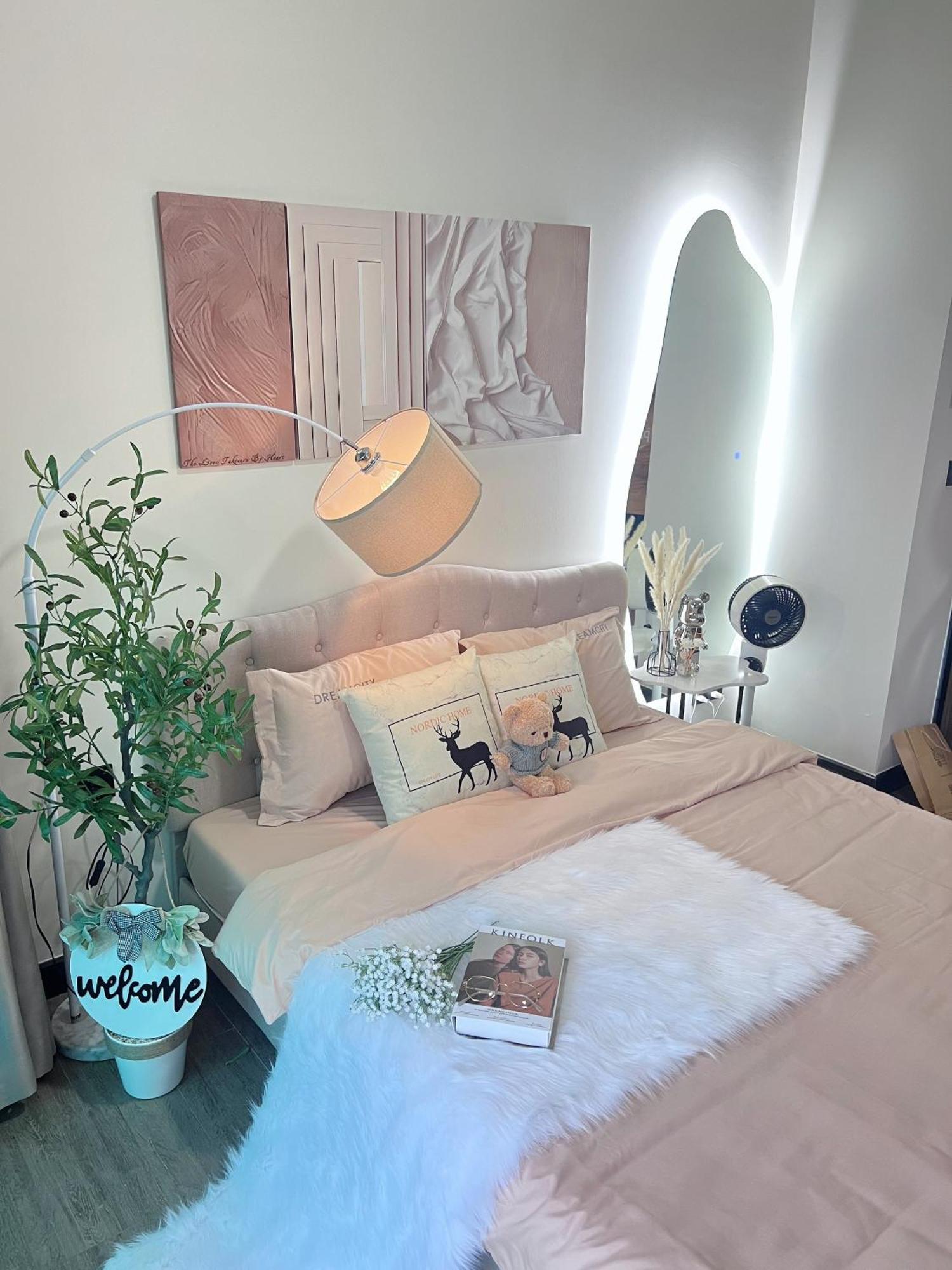 Căn hộ Luxury Delasol Studio- Free Infinity Pool- Near District 1- T-housing TP. Hồ Chí Minh