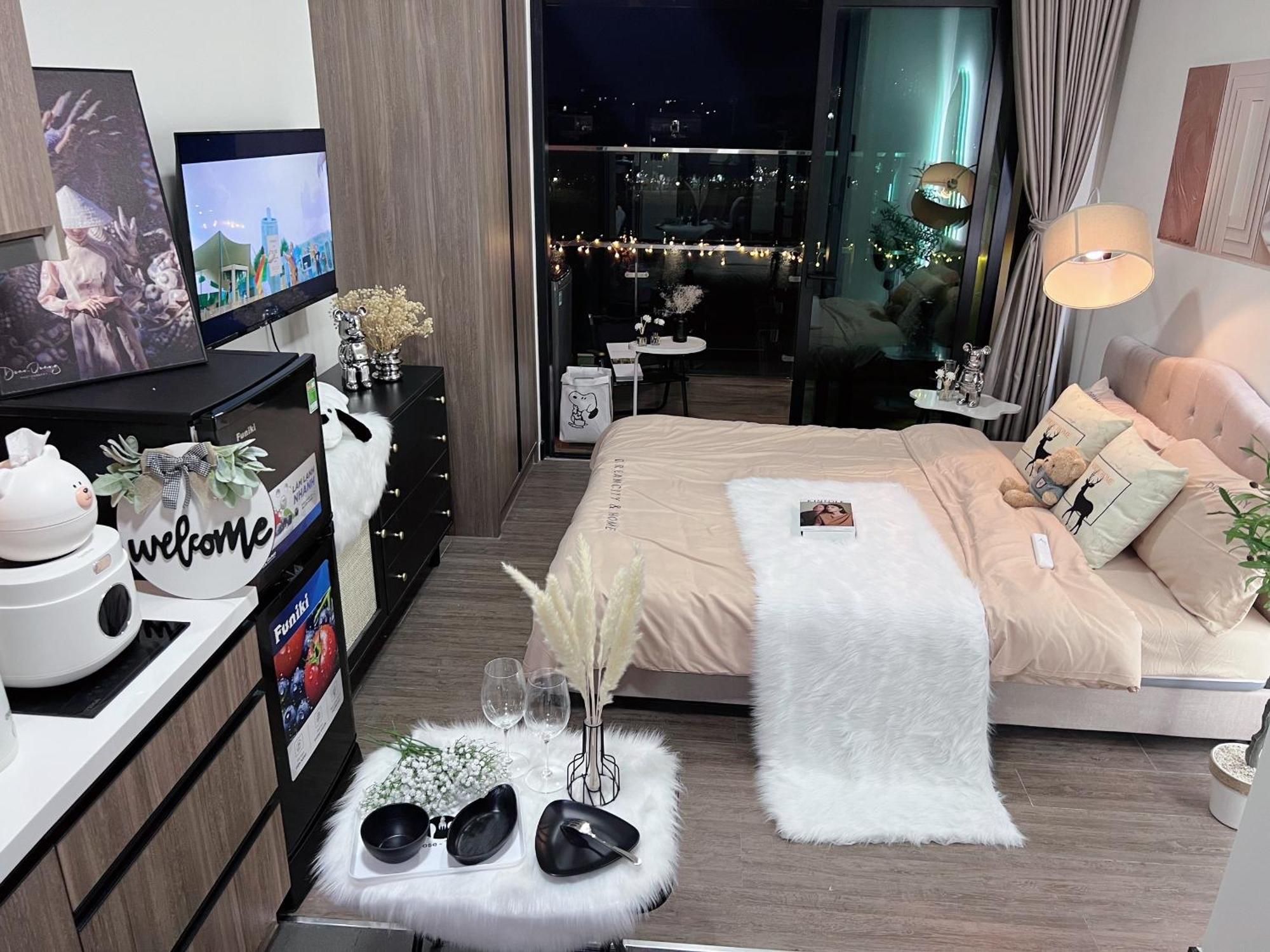 Căn hộ Luxury Delasol Studio- Free Infinity Pool- Near District 1- T-housing *