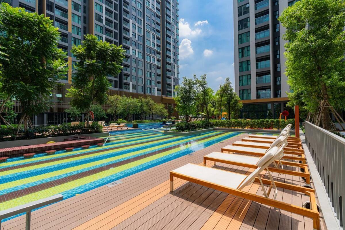 Luxury Delasol Studio- Free Infinity Pool- Near District 1- T-housing *