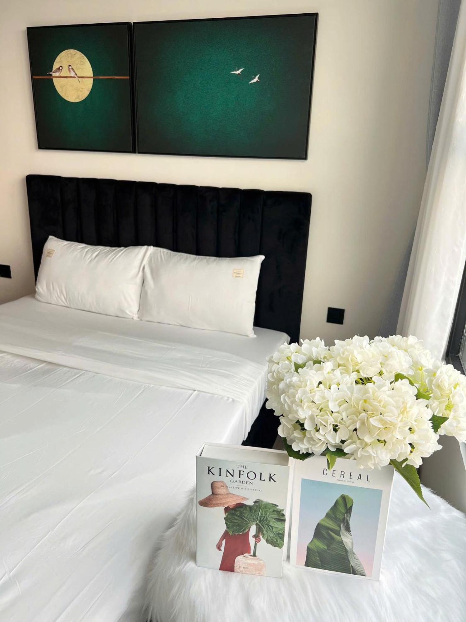 Luxury Delasol Studio- Free Infinity Pool- Near District 1- T-housing TP. Hồ Chí Minh